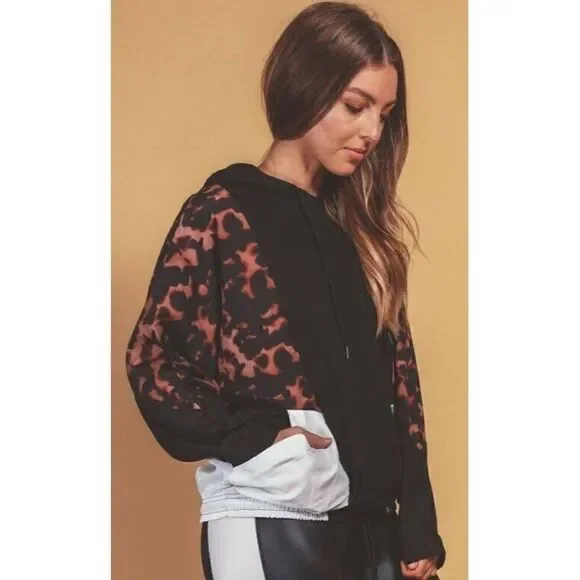NWT FREE PEOPLE X BEACH RIOT Sz S STELLA POPOVER PULLOVER IN TORTE BLACK